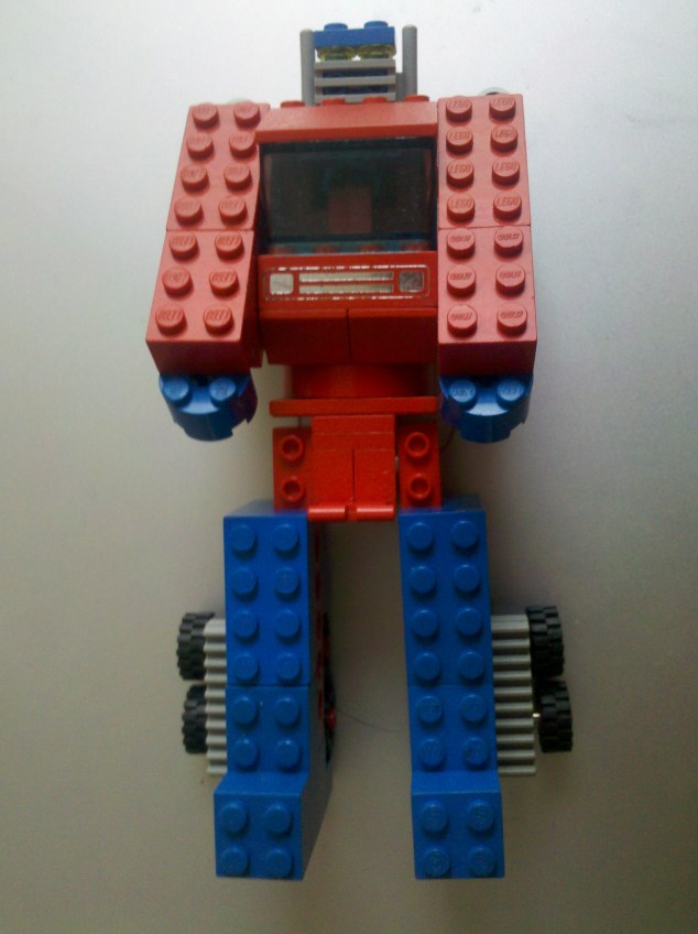 Autobots, transform! Bjew wew wew